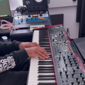 I'm still here - Khirye Tyler